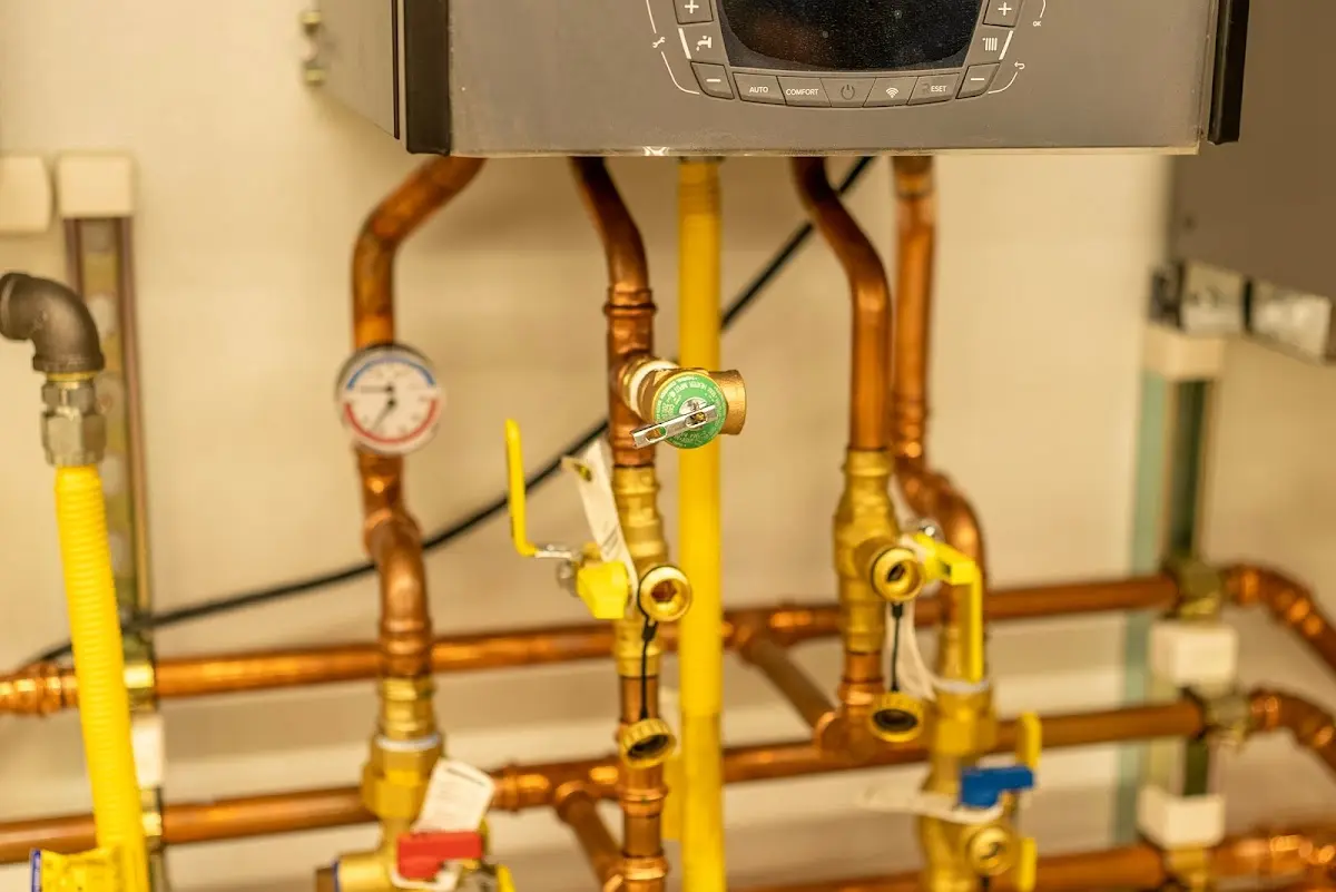 Licensed technician providing Pipe Repair for a homeowner in King George